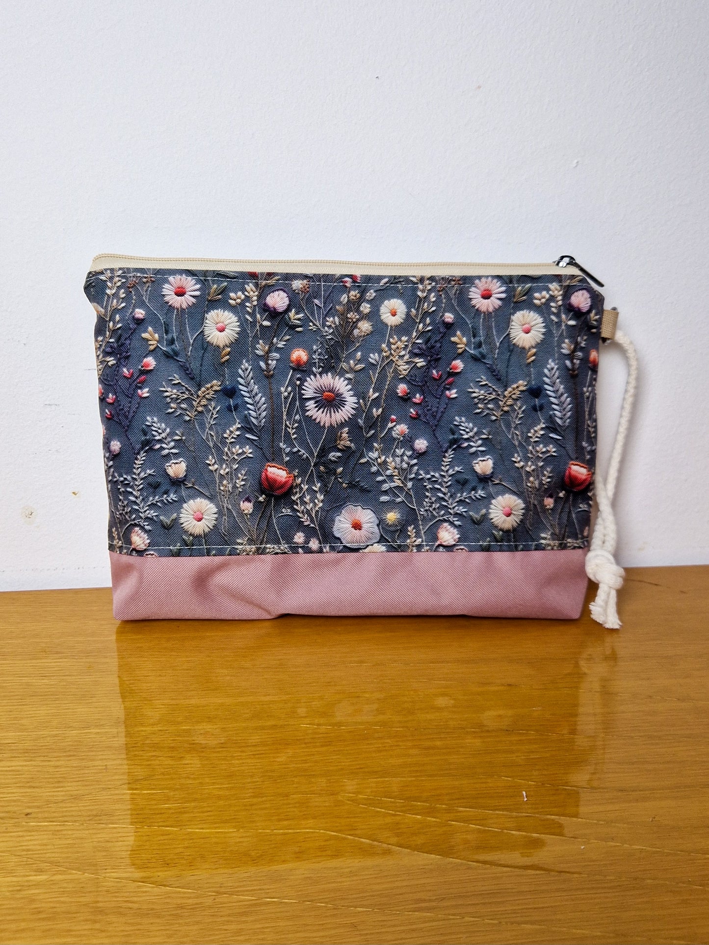 'Summer' Large Hummingbird Clutch